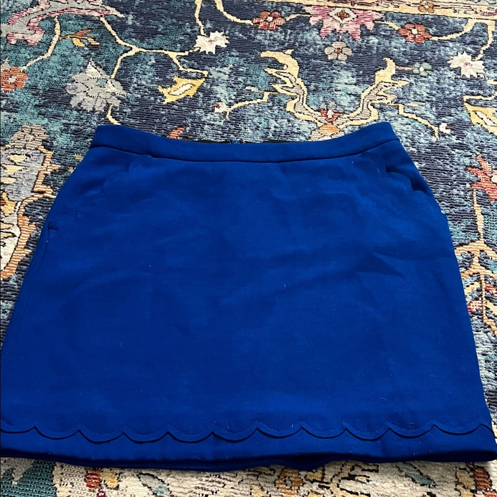 BR mini skirt